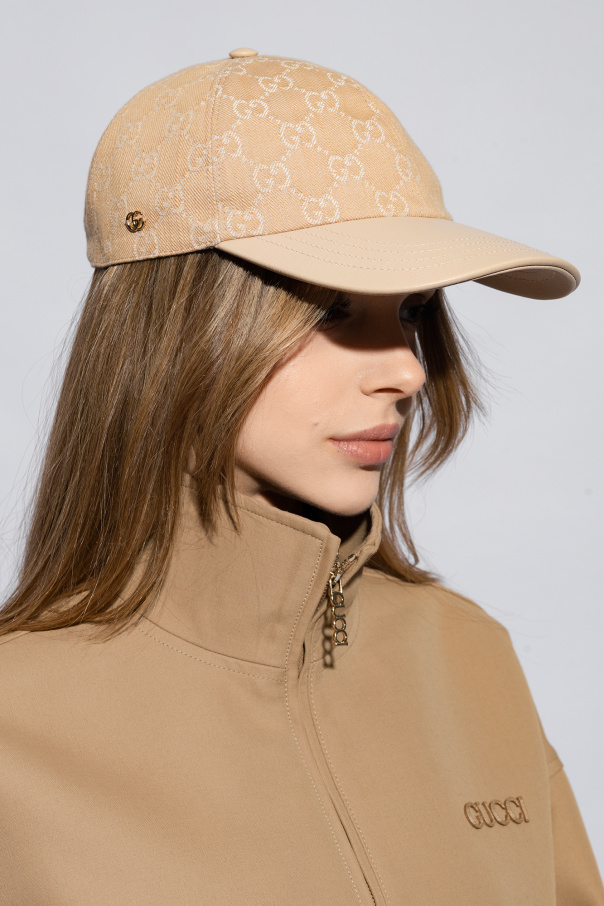 Beige Baseball cap with logo Gucci SchaferandweinerShops Pakistan awkwafina gucci love parade silver heels crop top